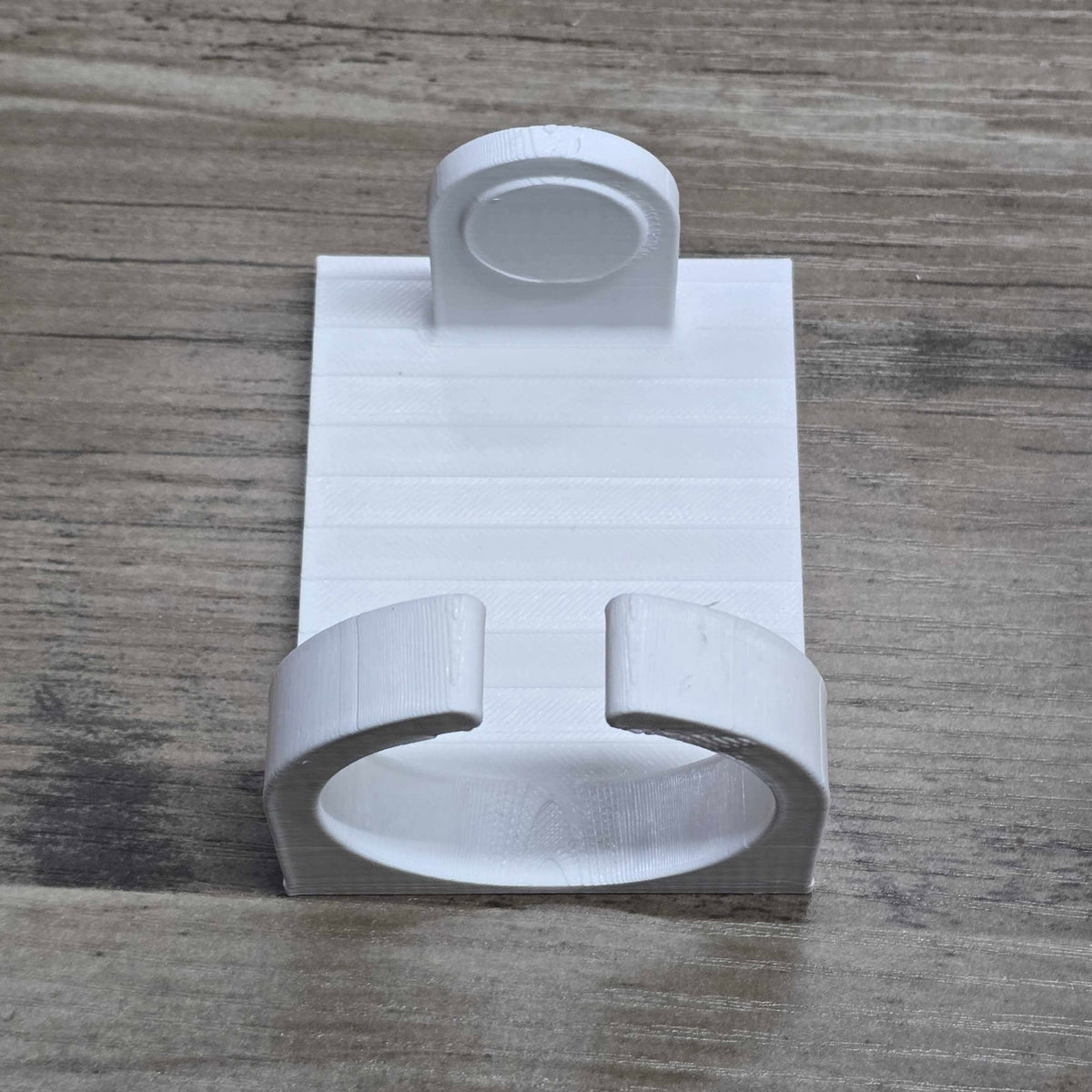 Command Strip Wall Mount for Ubiquiti U6-Mesh, Unifi FlexHD: Simple, Damage-Free