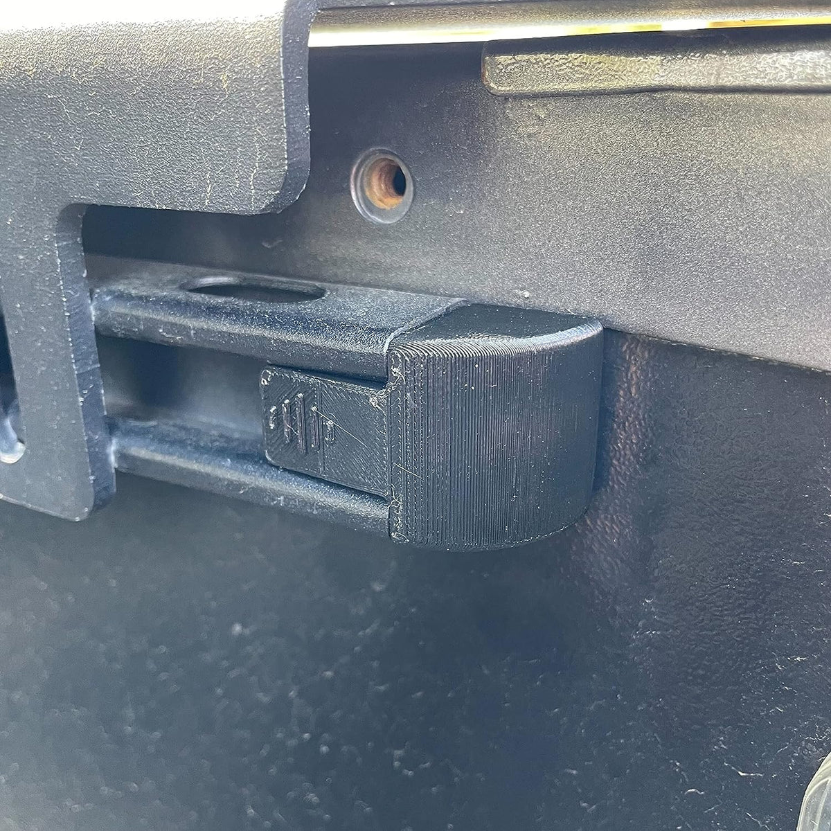 1 Pack Replacement Toyota Tacoma/Tundra Bed Rail End Cap Model: 66134-04010